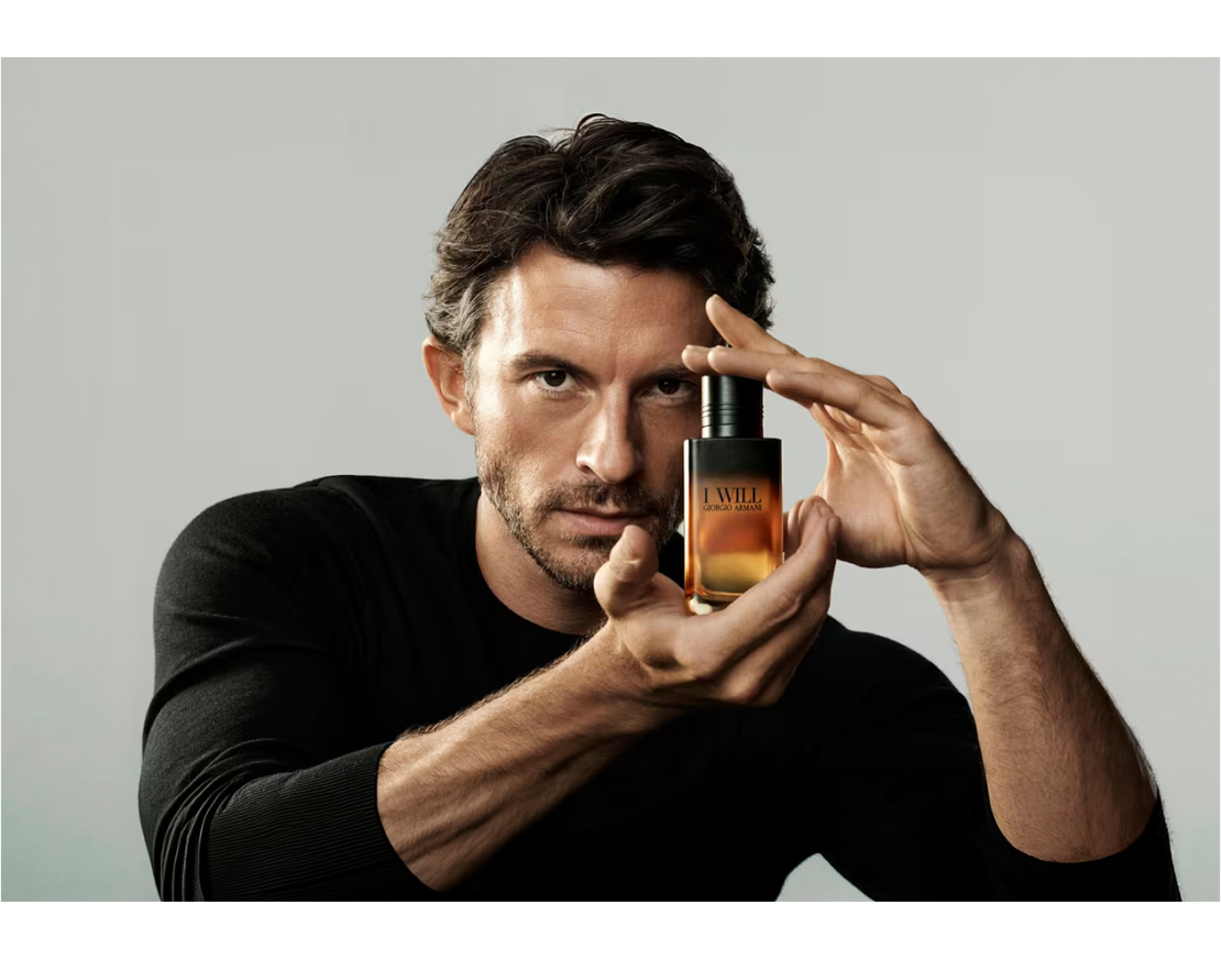 Jonathan Bailey postaje novo lice Giorgio Armani Beauty mirisa