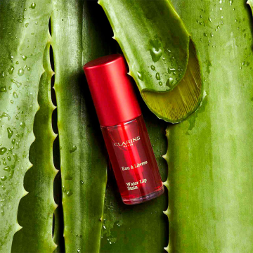 Clarins Water Lip-Stain (03 Red Water) 7ml | apothecary.rs