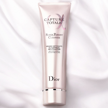 Dior Capture Totale Super Potent Cleanser 110g | apothecary.rs