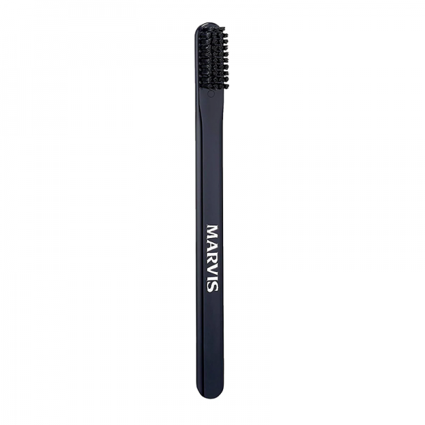 Marvis Toothbrush Black (Medium) crna četkica za zube | apothecary.rs