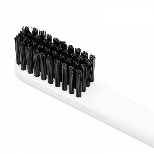 Marvis Toothbrush White (Soft) bela četkica za zube | apothecary.rs