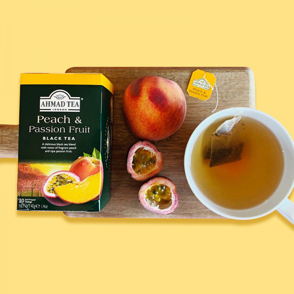 Ahmad Tea Peach & Passion Fruit crni čaj 40g (20 kesica)