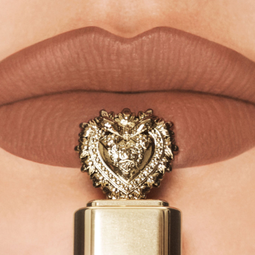 Dolce & Gabbana Devotion Liquid Lipstick in Mousse (N°100 Speranza) 5ml | apothecary.rs