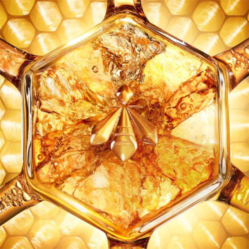 Guerlain Abeille Royale UV Skin Defense Protective Fluid Youthful Radiance SPF50/PA++++ 50ml | apothecary.rs