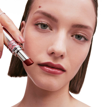 YSL Yves Saint Laurent Lip Oil Stick (N°206 Spicy Affair) 3.2g | apothecary.rs