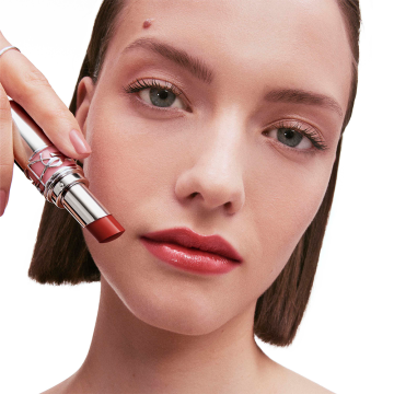 YSL Yves Saint Laurent Lip Oil Stick (N°80 Glowing Lava) 3.2g | apothecary.rs