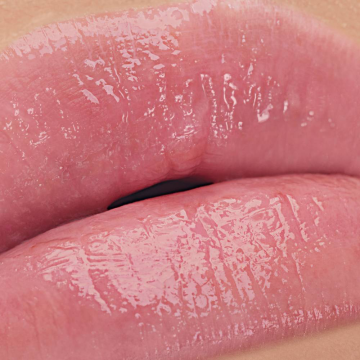 YSL Yves Saint Laurent Candy Glow Tinted Butter Balm (44B Nude Lavalliere) 3.1g | apothecary.rs