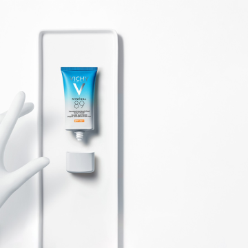 Vichy Minéral 89 72H Moisture Boosting Daily Fluid SPF50+ 50ml | apothecary.rs