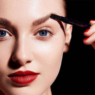 Estée Lauder The Brow Multi-Tasker (N°01 Blonde) 0.24g | apothecary.rs