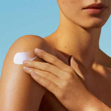Biotherm Waterlover Hydrating Sun Milk SPF50+ 400ml | apothecary.rs