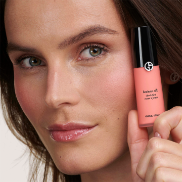 Giorgio Armani Luminous Silk Cheek Tint (N°50.5 Rosy Peach) 3.9ml | apothecary.rs