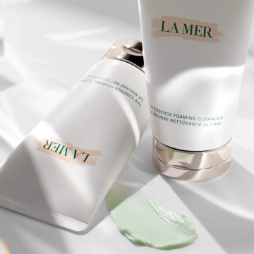 La Mer The Essence Foaming Cleanser 125ml | apothecary.rs