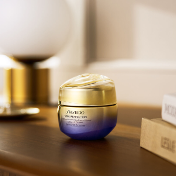 Shiseido Vital Perfection Uplifting and Firming Advanced Cream 50ml | apothecary.rs