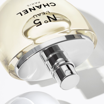 Chanel N°5 L’EAU Limited-Edition Eau de Toilette 50ml | apothecary.rs