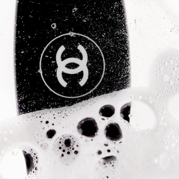 Chanel La Mousse Anti-Pollution Cleansing Cream-To-Foam 150ml | apothecary.rs