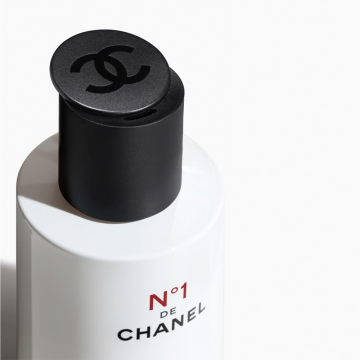 Chanel N°1 de Chanel Revitalizing Lotion 150ml | apothecary.rs