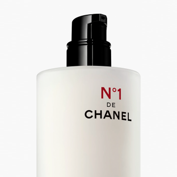 Chanel N°1 de Chanel Revitalizing Essence Lotion 100ml | apothecary.rs