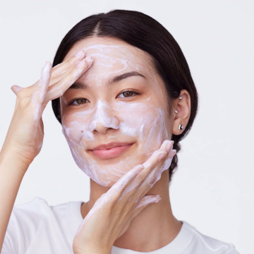 Clinique Take The Day Off™ Facial Cleansing Mousse 125ml | apothecary.rs