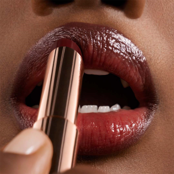 Lancôme Lip Idôle Squalane-12 Butterglow™ Hydrating Lip Balm (N°60 Million-Dollar Berry) 2.8g | apothecary.rs