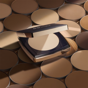 Estée Lauder Double Wear Stay-in-Place Matte Powder Foundation (4N1 Shell Beige) 12g | apothecary.rs