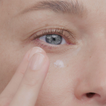 Shiseido Vital Perfection Uplifting and Firming Advanced Eye Cream 15ml | apothecary.rs