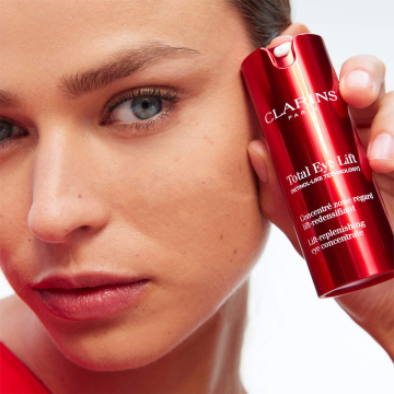 Clarins Total Eye Lift 15ml | apothecary.rs