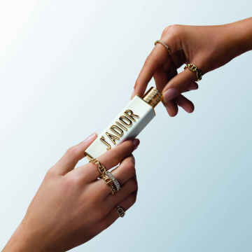 Dior J’adior Solid Perfume J’adore Eau de Parfum 3.2g | apothecary.rs