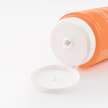 Vichy Capital Soleil SPF50+ Invisible Hydrating Protective Milk 150ml | apothecary.rs