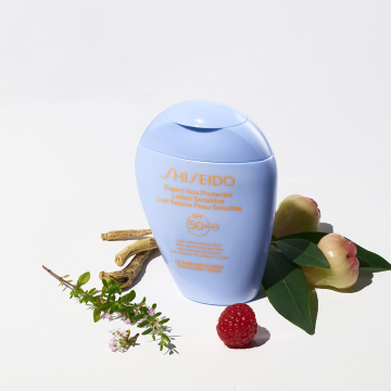 Shiseido Sun Expert Protector Lotion Sensitive SPF50+ 150ml | apothecary.rs