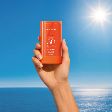 Lancaster Sun Beauty Face Stick SPF50 Invisible 19g | apothecary.rs