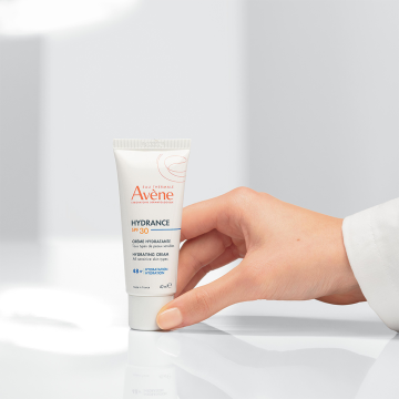 Eau Thermale Avène Hydrance SPF30 Hydrating Cream 40ml | apothecary.rs