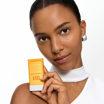 Lancôme UV Expert Supra Screen Stick SPF50 18g | apothecary.rs