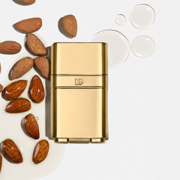 Dolce&Gabbana Glazelighter Glowpalescent All Over Highlighter 11.6ml | apothecary.rs