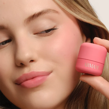 Giorgio Armani Dolci Blush (N°2 Caramel) 8g | apothecary.rs