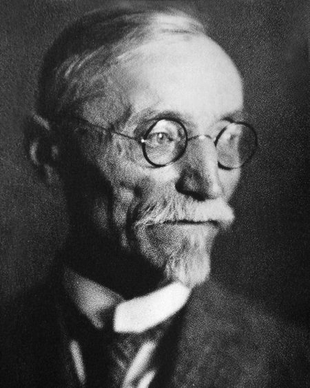 Uroš Predić