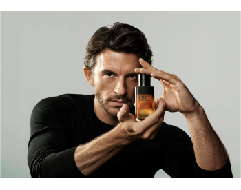 Jonathan Bailey postaje novo lice Giorgio Armani Beauty mirisa